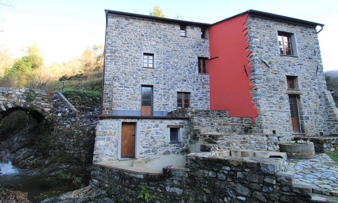 Velva Apartment | Beautiful apartment for 4 guests with WIFI, TV, patio and parking
