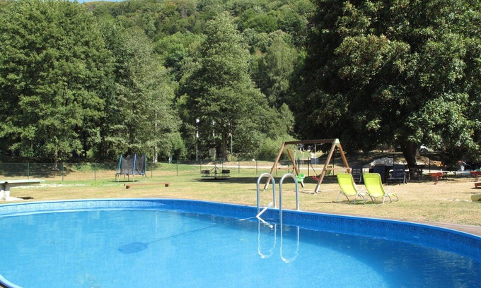 Ceska Metuje House | Beautiful private villa for 6 guests with WIFI, pool, TV, patio, pets allowed and panoramic view