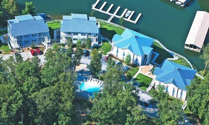 Lake Ozark Apartment | Beautiful 1 bedroom unit at resort, sleeps 4