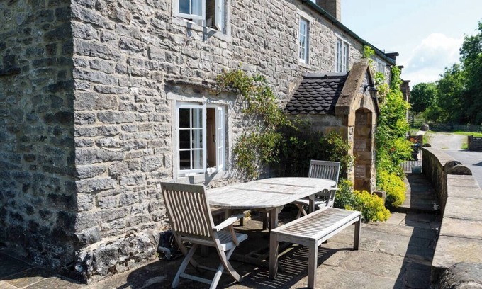 Millers Dale House | Beautiful 18th Century Farmhouse in the Heart of the Peak District