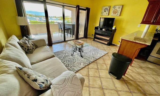 Red Hook Condo | Beautiful 1Bed 1Bath Condo In Downtown Red Hook