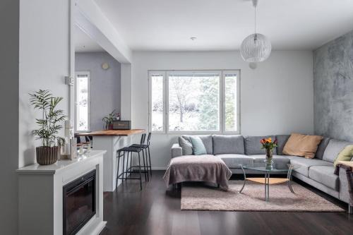 Lahti Apartment | Beautiful 1BR Apartment near Lahti Center with Free Parking