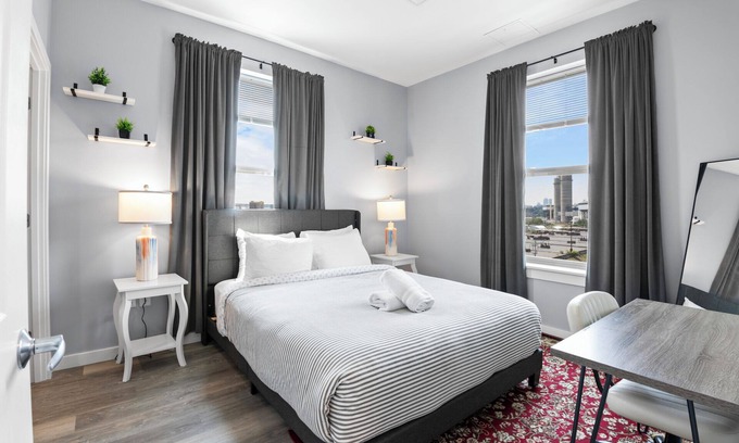 Everett Apartment | Beautiful 1BR Near Encore Boston 0337