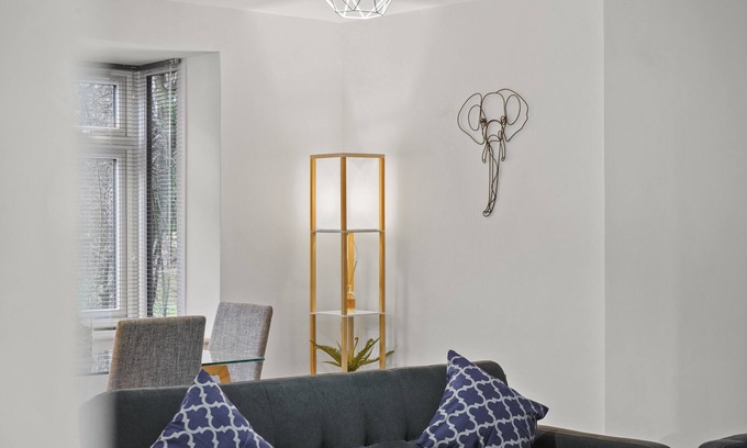 High Barnet Apartment | Beautiful 2 Bed Flat in Barnet