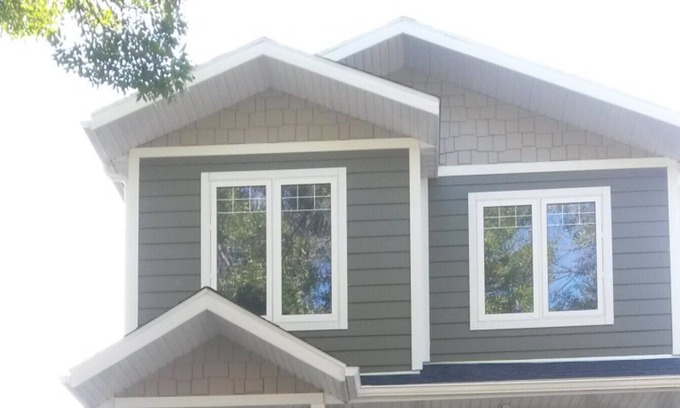 Regina House | Beautiful 3 bed, 2.5 bath with garage. Ideally located in Regina! STA21-00131