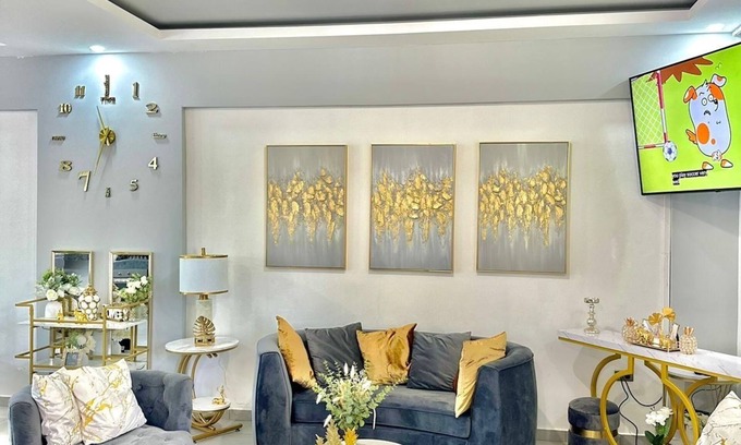 Sector 3 House | Beautiful 3 Bed Townhome in Gated Community in La Ceiba with Pool, WiFi, AC