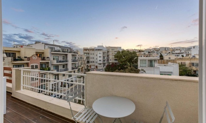Tal-Ibrag Apartment | Beautiful 3BR APT with Private Balcony in Swieqi