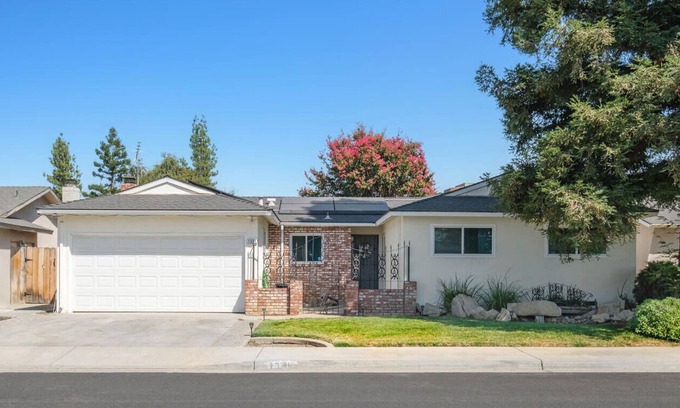 Clovis House | Beautiful 4Bed/2bath in Clovis