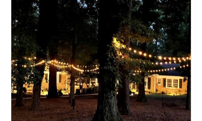 Covington House | Beautiful 6 acre retreat, w/4 bedrooms & 5 baths