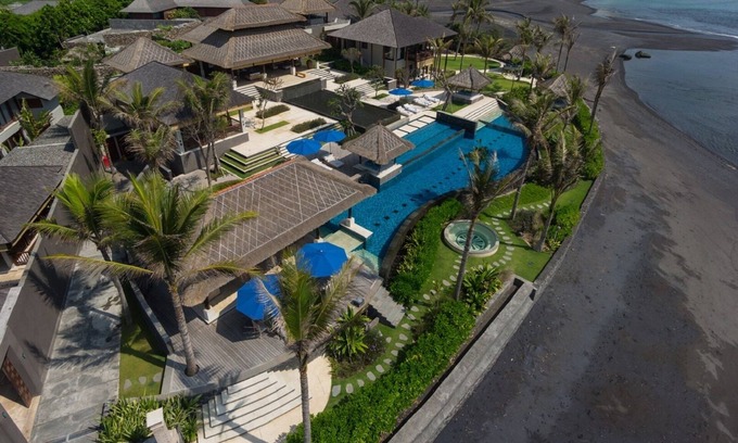 Ketewel Villa | Beautiful 6BR Beach Front Villa - W/Private Lap Pool!