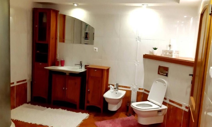 Martin House | Beautiful and quiet apartment near mountains.