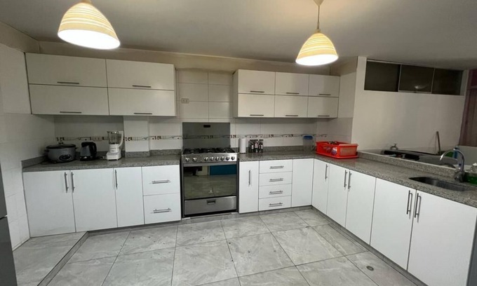 Huancayo Apartment | Beautiful and spacious apartment in downtown Huancayo!