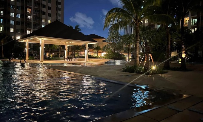 Ugong Apartment | Beautiful and Spacious Fully Furnished Studio at The Grove Rockwell