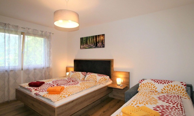 Holdernach Apartment | Beautiful apartment for 5 people with WIFI, TV, terrace and parking