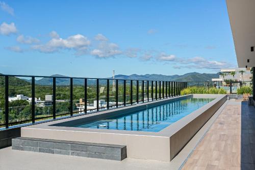 Jurere Apartment | Beautiful Apart 5 minutes from Jurerê Beach EPC025