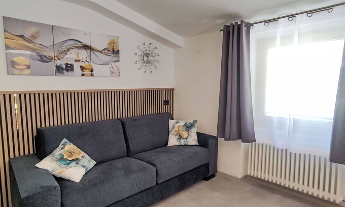 Commezzadura Apartment | Beautiful apartment for 5 guests with WIFI, TV, patio and panoramic view