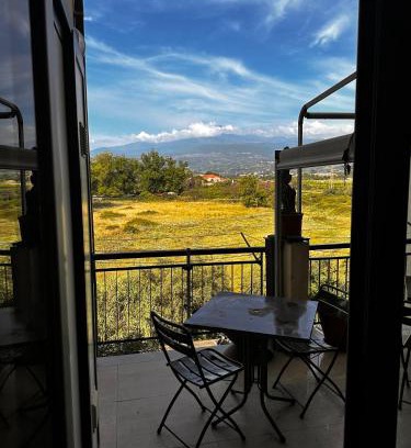 Porticato Apartment | Beautiful apartment with balcony view of Etna