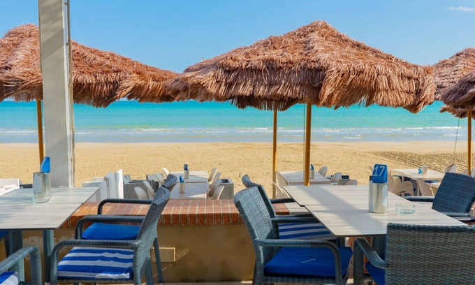 Peschici Apartment | Beautiful apartment for 4 people with A/C, TV, terrace, pets allowed and parking
