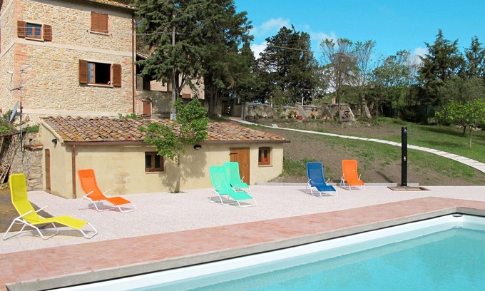 Volterra Apartment | Beautiful apartment for 5 guests with WIFI, pool, TV, terrace and pets allowed