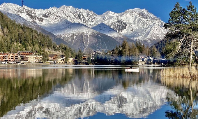 Champex-Lac Apartment | Beautiful apartment for 2 guests with WIFI, TV, balcony and parking