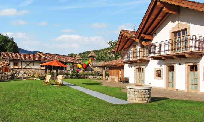 Coredo Apartment | Beautiful apartment for 6 people with WIFI, TV, balcony and pets allowed