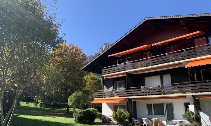 Lenk Apartment | Beautiful apartment for 4 guests with parking