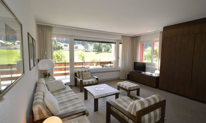 Parpan Apartment | Beautiful apartment for 3 people with WIFI, TV and balcony