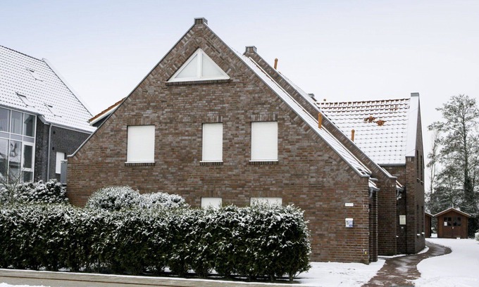 Norddeich Apartment | Beautiful apartment for 4 guests with WIFI, TV and balcony