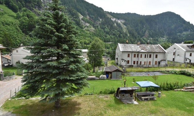 Isola Apartment | Beautiful apartment for 4 guests with WIFI, TV, terrace and pets allowed