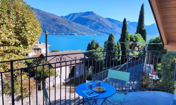 Musso Apartment | Beautiful apartment for 5 guests with A/C, WIFI, TV and balcony