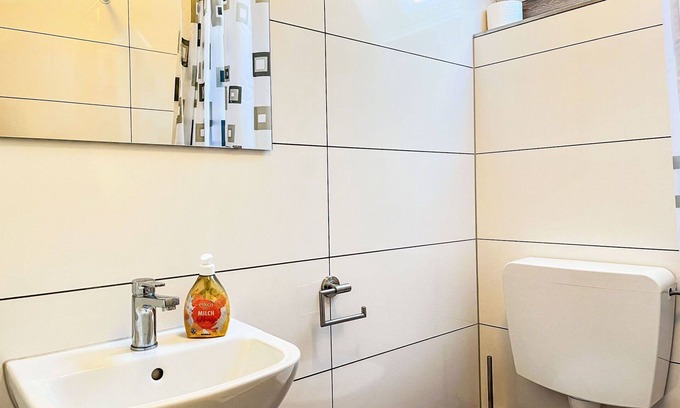Frankenau House | Beautiful apartment in villa for 6 guests with WIFI, A/C, TV and patio