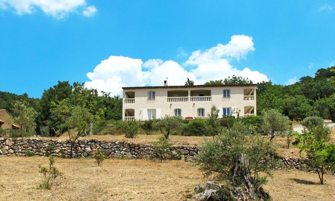Bauduen Villa | Beautiful apartment in villa for 6 people with WIFI, TV, terrace, pets allowed and panoramic view