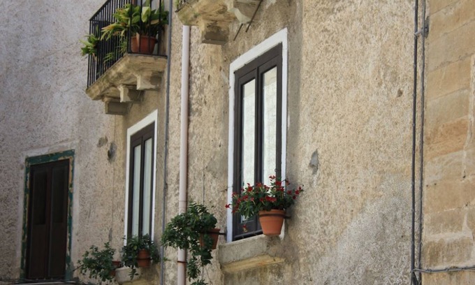 Cosenza Apartment | Beautiful apartment in the historic center of Cosenza, near the Rendano Theater