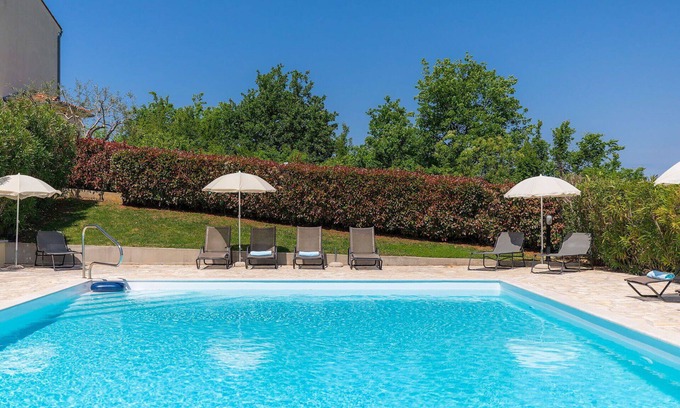 Baredine House | Beautiful apartment in villa for 6 guests with WIFI, pool, A/C, TV, terrace and panoramic view