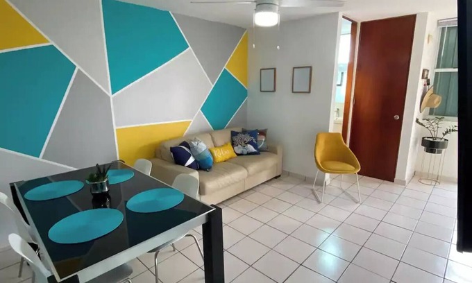 Vilomar Condo | Beautiful Apt with pool and steps from the beach