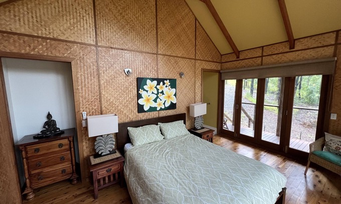 Tarbuck Bay House | BEAUTIFUL BALI VIEW, PACIFIC PALMS