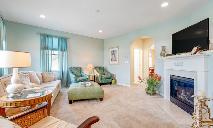 The Commons House | Beautiful Bayside Resort Townhouse w/Free WiFi, Private Washer/Dryer, & Patio