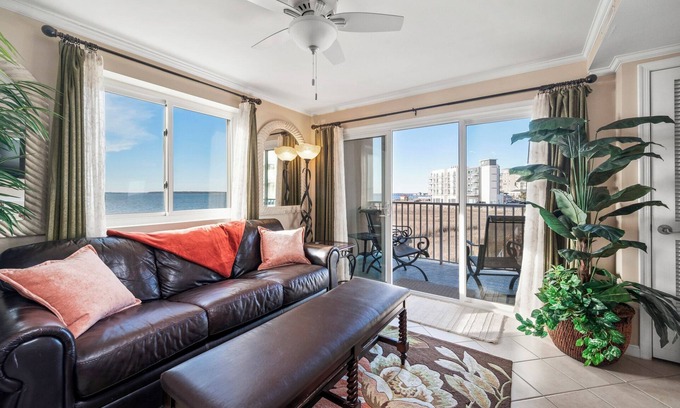 Midtown Ocean City Condo | Beautiful Bayview Condo Close to the Beach and the Convention Center