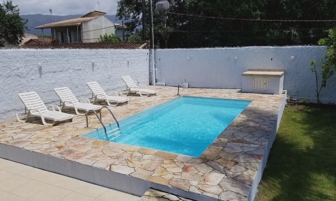 Jardim Rafael House | Beautiful beach house with pool in Bertioga!