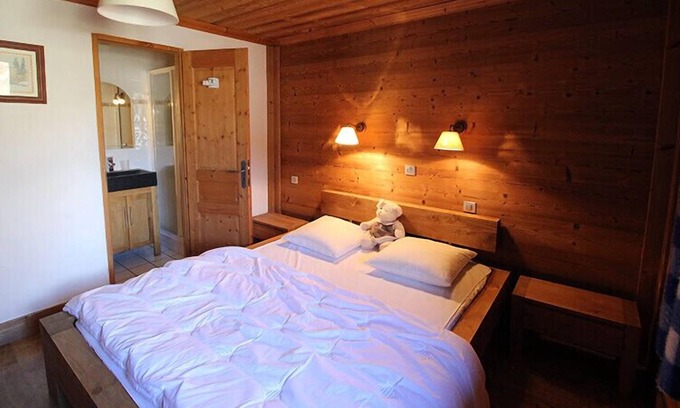 Le Fornet Apartment | Beautiful bright Apt next to the slopes