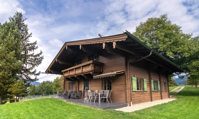 Reith im Alpbachtal House | Beautiful chalet with Alpbachtal Seenland Card