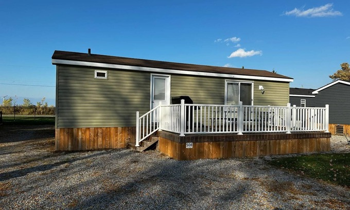 Niagara-on-the-Lake Cottage | Beautiful Cottage (508) in Vineyards of Niagara On The Lake