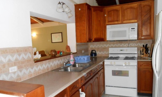 Old Towne Villa | Beautiful Caribbean Sea View Villa