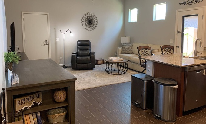 Queen Creek Apartment | Beautiful Casita w/Access to Private Pool