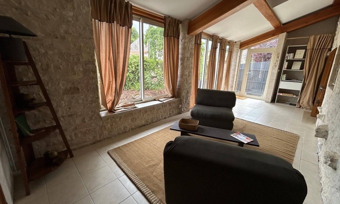 Marsais House | Beautiful Charentaise in a haven of greenery!