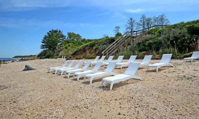 Greenport West House | Beautiful condo on the Long Island Sound in a resort