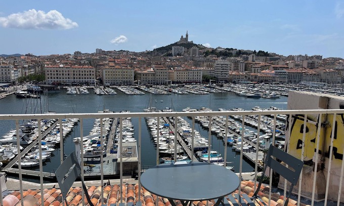 Belsunce Apartment | Beautiful duplex on the old port