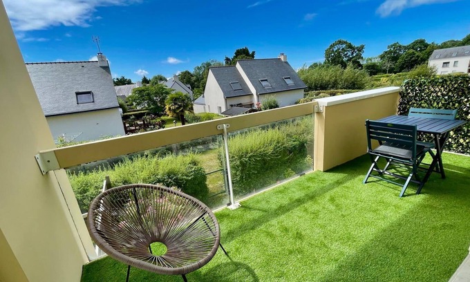 Arradon Apartment | Beautiful flat with terrace in Arradon
