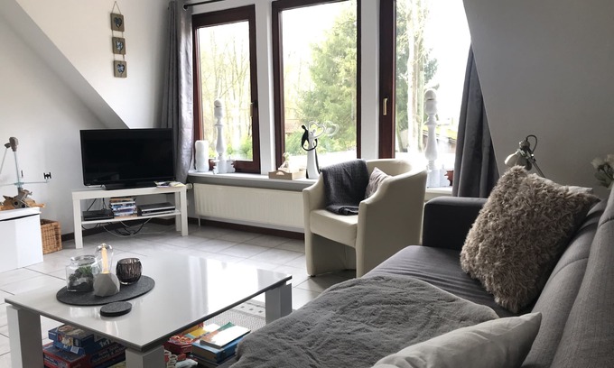 Bockel Apartment | Beautiful friendly apartment in Gyhum-Bockel on the A1 idyllic location with Waldblic