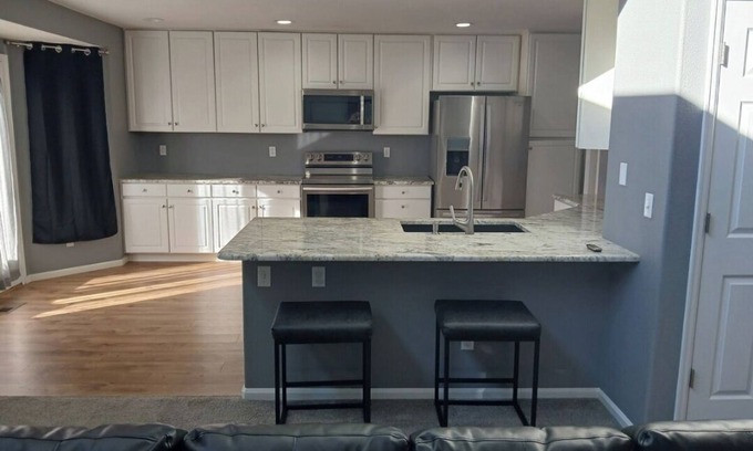 Aurora House | Beautiful Fully updated Home with plenty of space for everyone